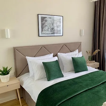 Arcadia Sunrise Sea View Apartment *